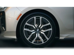 BMW 7 Series 760i xDrive Sedan 2026