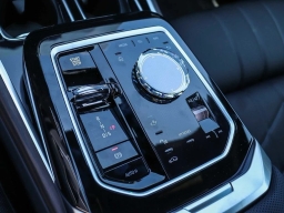 BMW 7 Series 760i xDrive Sedan 2026