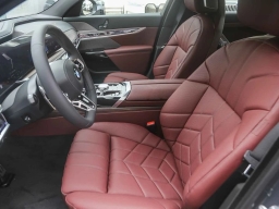 BMW 7 Series 760i xDrive Sedan 2026