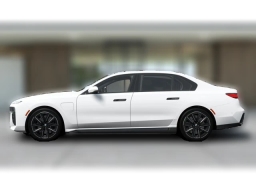 BMW 7 Series 750e xDrive Plug-In Hybrid 2026