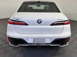 BMW 7 Series 750e xDrive Plug-In Hybrid 2026