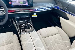 BMW 7 Series 750e xDrive Plug-In Hybrid 2026
