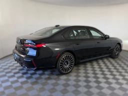 BMW 7 Series 750e xDrive Plug-In Hybrid 2026