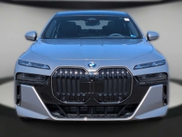 BMW 7 Series 750e xDrive Plug-In Hybrid 2026