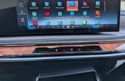BMW 7 Series 750e xDrive Plug-In Hybrid 2026