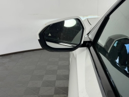 BMW 7 Series 750e xDrive Plug-In Hybrid 2026