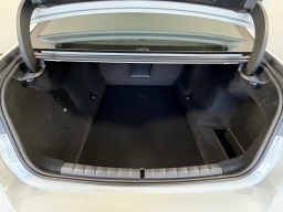 BMW 7 Series 750e xDrive Plug-In Hybrid 2026