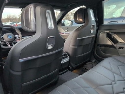 BMW 7 Series 750e xDrive Plug-In Hybrid 2026