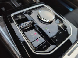 BMW 7 Series 750e xDrive Plug-In Hybrid 2026