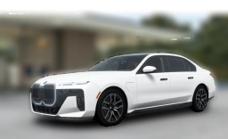 BMW 7 Series 750e xDrive Plug-In Hybrid 2026