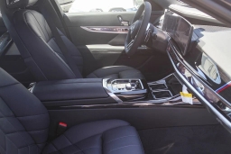 BMW 7 Series 750e xDrive Plug-In Hybrid 2026