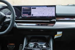BMW 5 Series 530i Sedan 2027