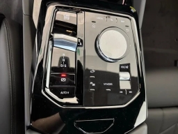 BMW 5 Series 530i xDrive Sedan 2027