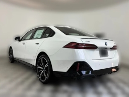 BMW 5 Series 530i xDrive Sedan 2027