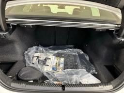 BMW 5 Series 530i xDrive Sedan 2027