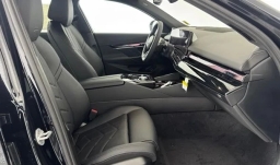 BMW 5 Series 530i xDrive Sedan 2027