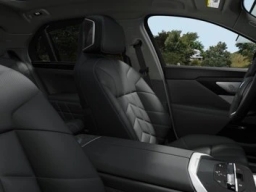 BMW 7 Series 740i Sedan 2027