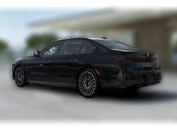 BMW 7 Series 740i Sedan 2027