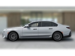 BMW 7 Series 740i Sedan 2027
