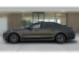 BMW 7 Series 740i Sedan 2027