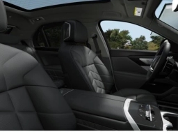 BMW 7 Series 740i Sedan 2027