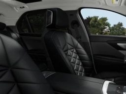 BMW 7 Series 740i Sedan 2027