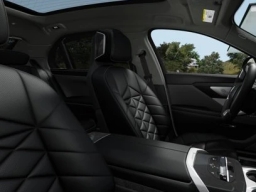 BMW 7 Series 740i Sedan 2027