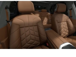 BMW 7 Series 740i xDrive Sedan 2027