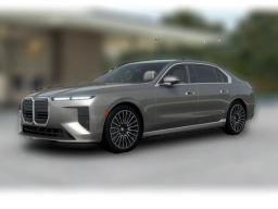 BMW 7 Series 740i xDrive Sedan 2027