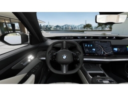 BMW 7 Series 740i xDrive Sedan 2027