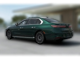BMW 7 Series 740i xDrive Sedan 2027