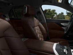 BMW 7 Series 740i xDrive Sedan 2027