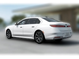 BMW 7 Series 740i xDrive Sedan 2027