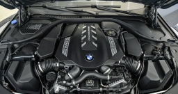 BMW 8 Series M850i xDrive Convertible 2026
