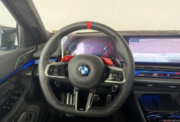 BMW M5 Base (A8) Sedan 2026