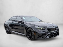 BMW M5 Base (A8) Sedan 2026