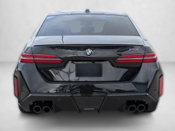 BMW M5 Base (A8) Sedan 2026