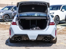 BMW M5 Base (A8) Sedan 2026
