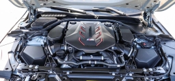 BMW M5 Base (A8) Sedan 2026