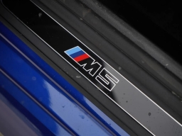 BMW M5 Base (A8) Sedan 2026