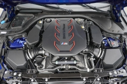 BMW M5 Base (A8) Sedan 2026