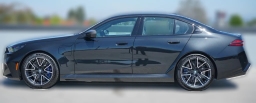 BMW M5 Base (A8) Sedan 2026