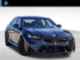 BMW M5 Base (A8) Sedan 2026