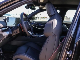 BMW M5 Base (A8) Sedan 2026