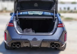 BMW M5 Base (A8) Sedan 2026
