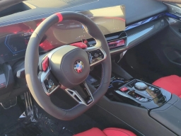 BMW M5 Base (A8) Sedan 2026