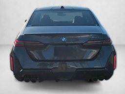 BMW M5 Base (A8) Sedan 2026
