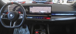 BMW M5 Base (A8) Sedan 2026