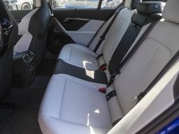 BMW M5 Base (A8) Sedan 2026