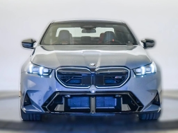 BMW M5 Base (A8) Sedan 2026